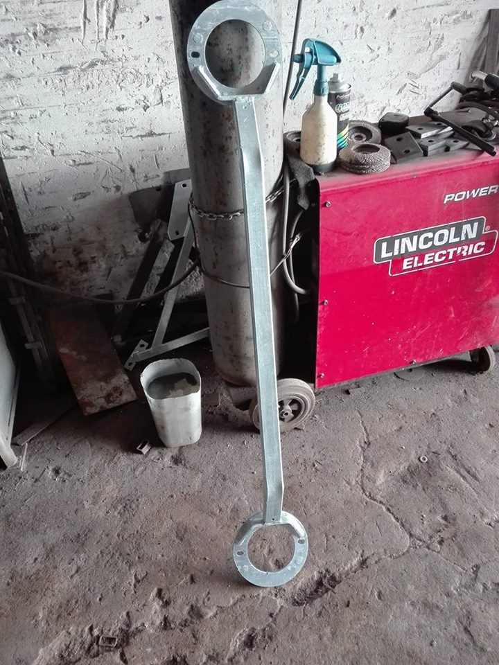 rozpórka 740 góra.jpg